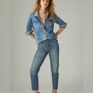 NWT‎ Lucky Brand High Rise Taper Drew Mom Jeans!